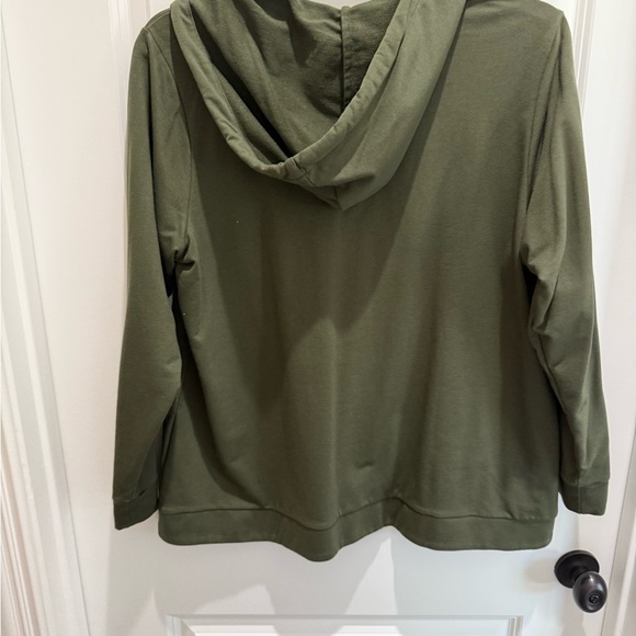 Micheal Kors green sweater - Picture 2 of 4